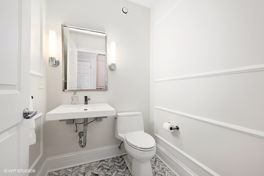 201 N WESTSHORE Drive Unit: 1601