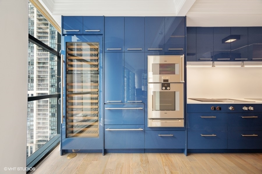 201 N WESTSHORE Drive Unit: 1601