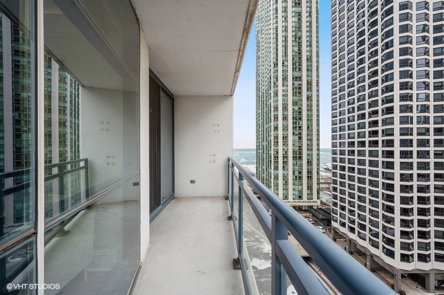 201 N WESTSHORE Drive Unit: 1601