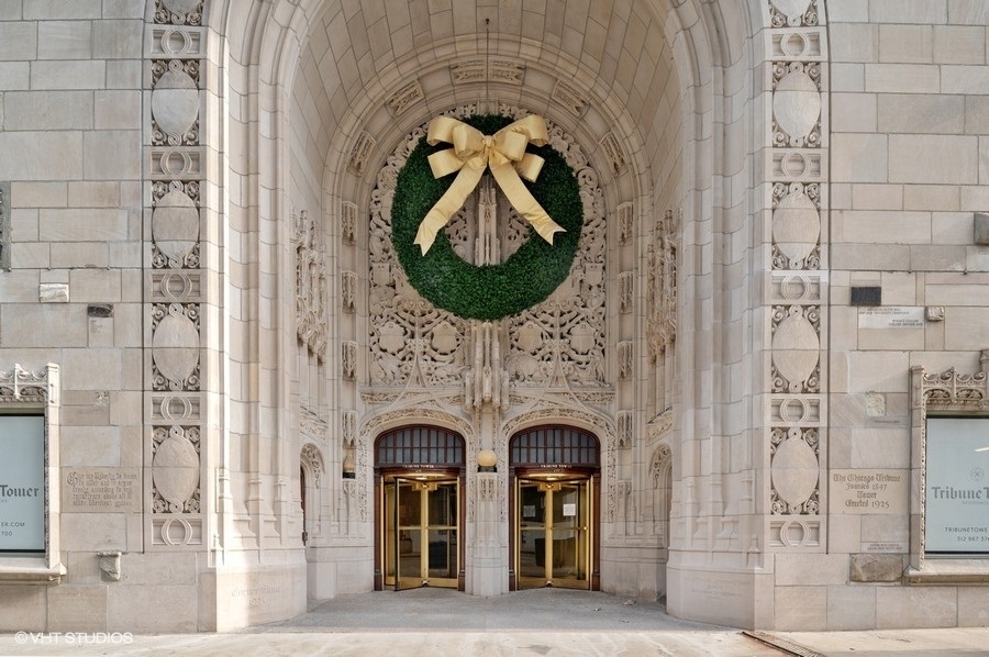 435 N Michigan Avenue Unit: 616