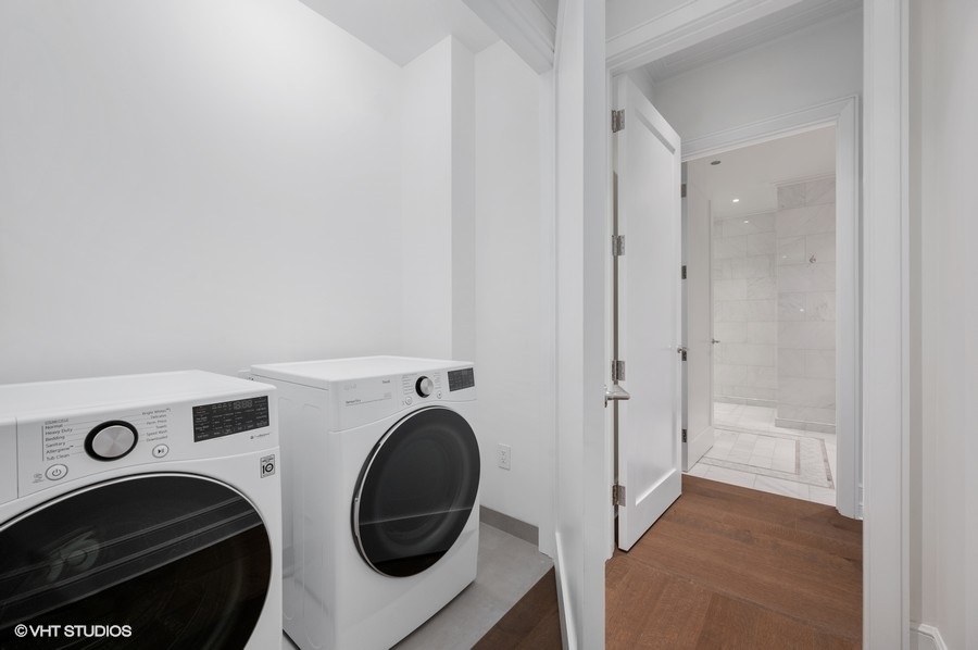 435 N Michigan Avenue Unit: 616