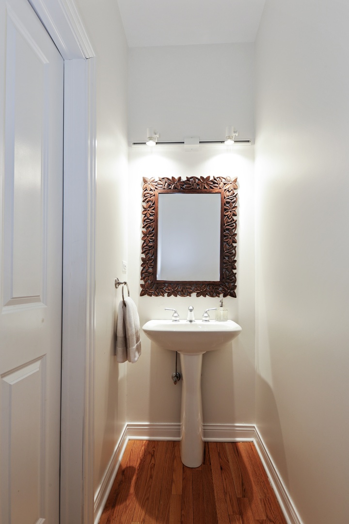 1355 W Washington Boulevard Unit: 5A