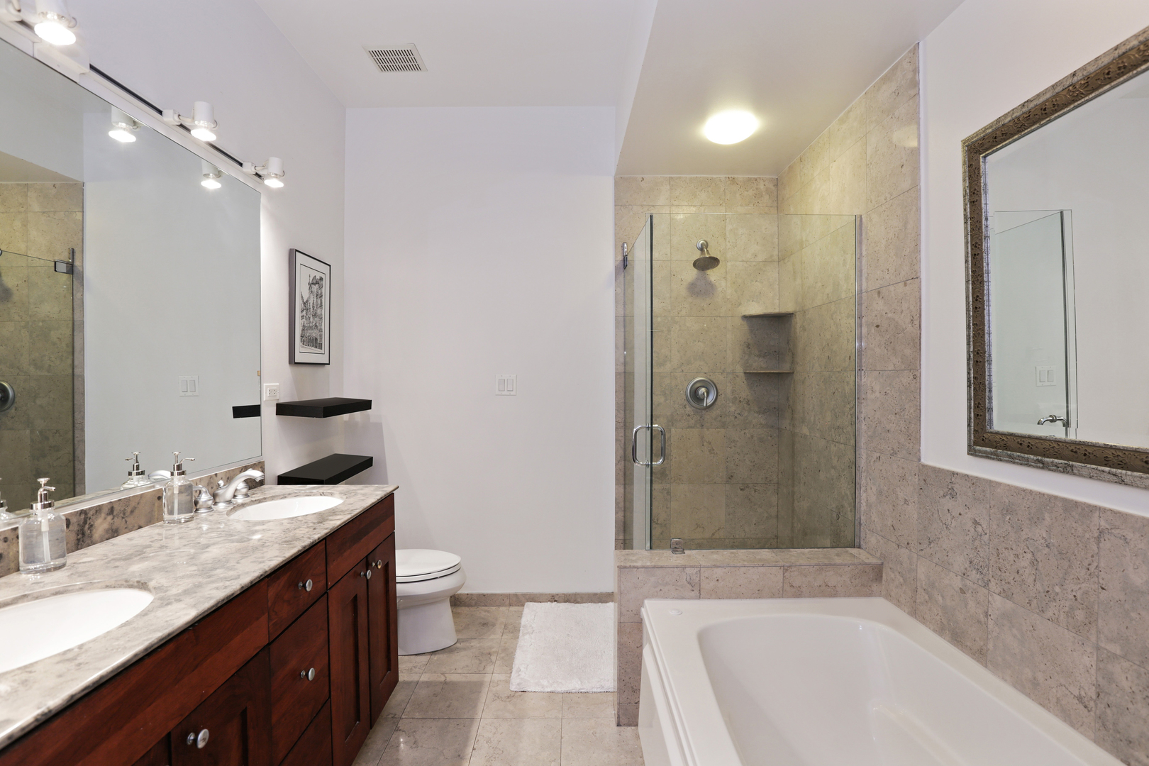 1355 W Washington Boulevard Unit: 5A