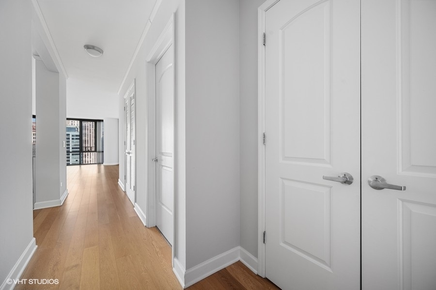 450 E WATERSIDE Drive Unit: 2001