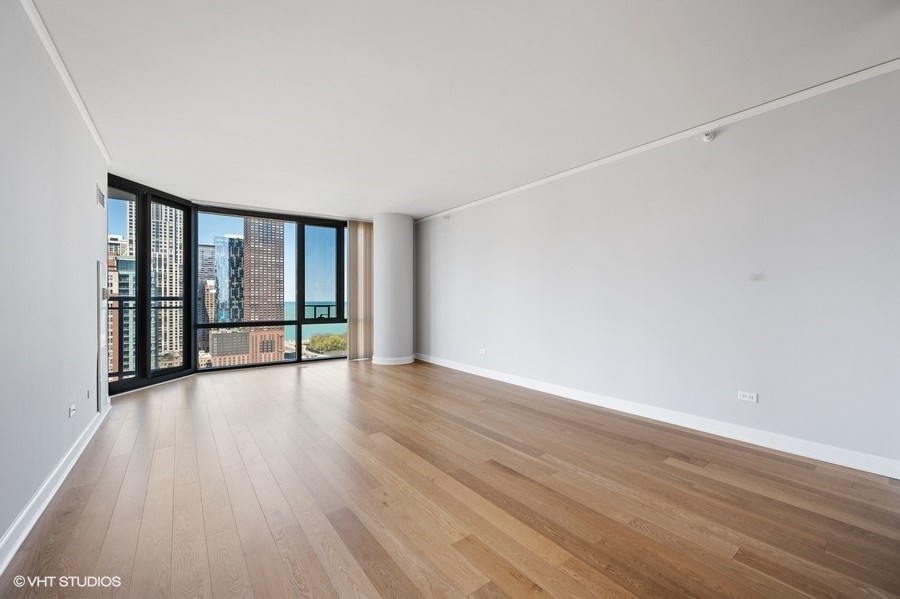 450 E WATERSIDE Drive Unit: 2001