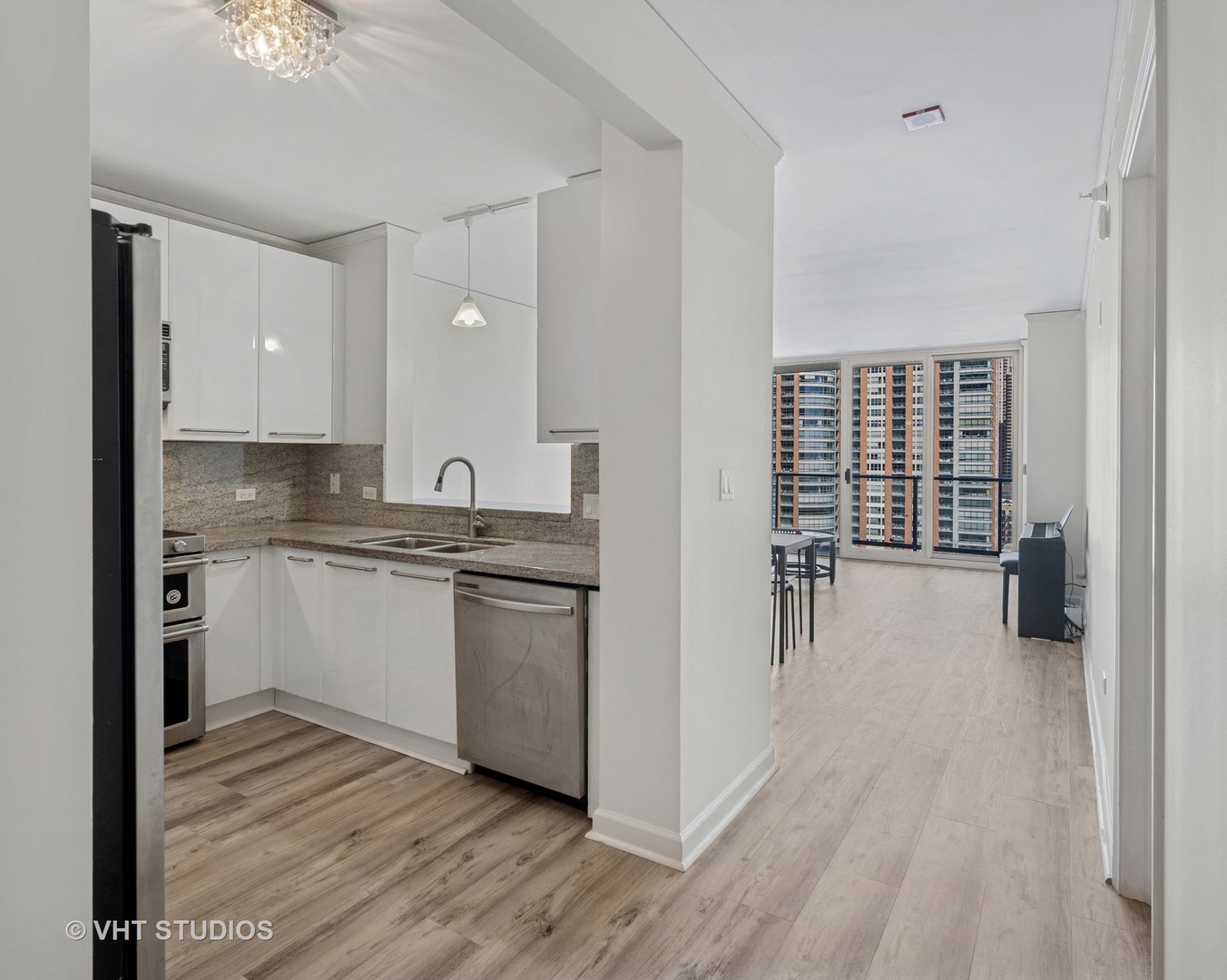 420 E Waterside Drive Unit: 1110