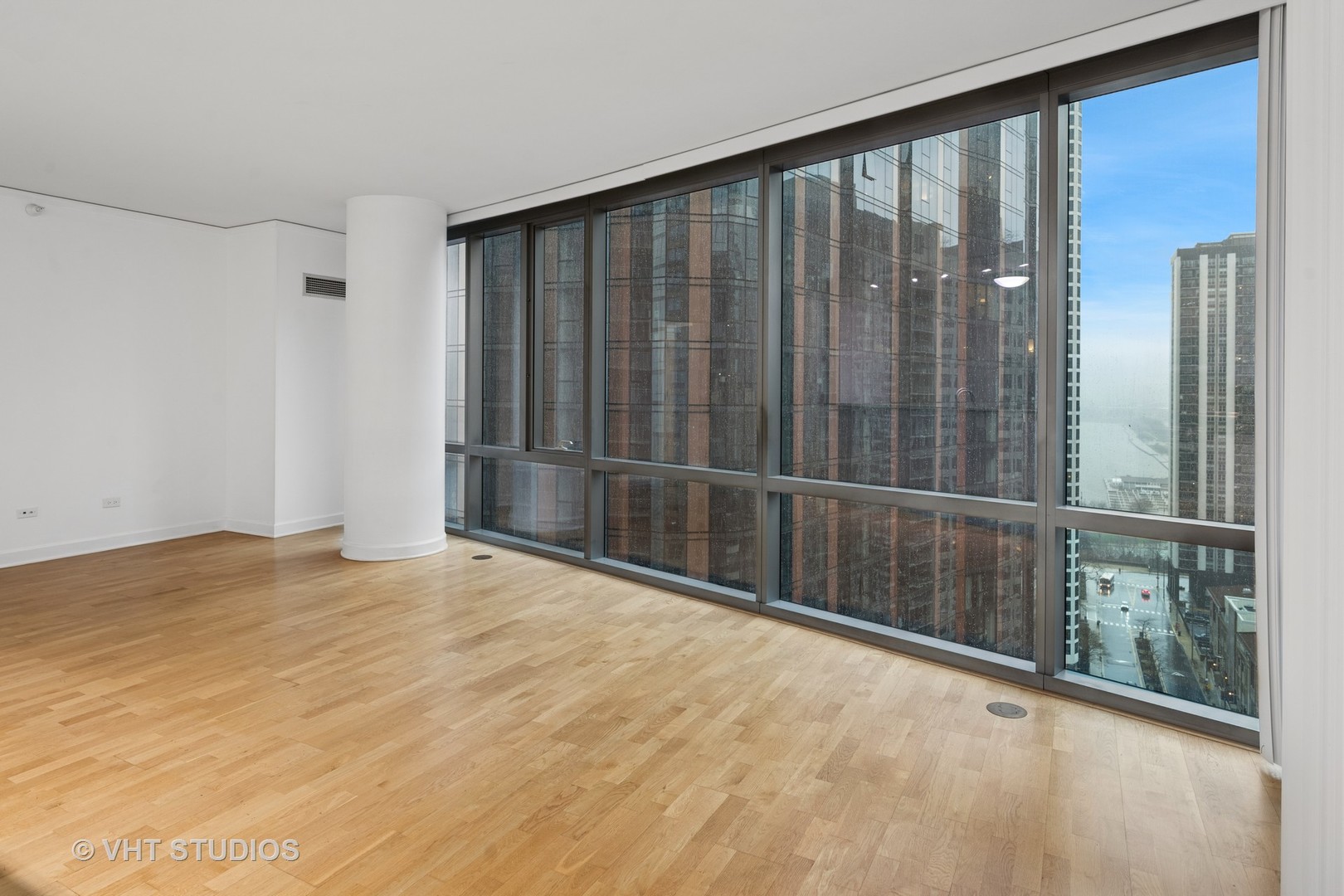 450 E Waterside Drive Unit: 1808