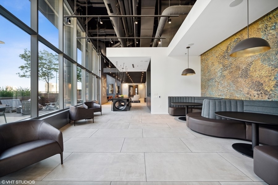 450 E Waterside Drive Unit: 1808