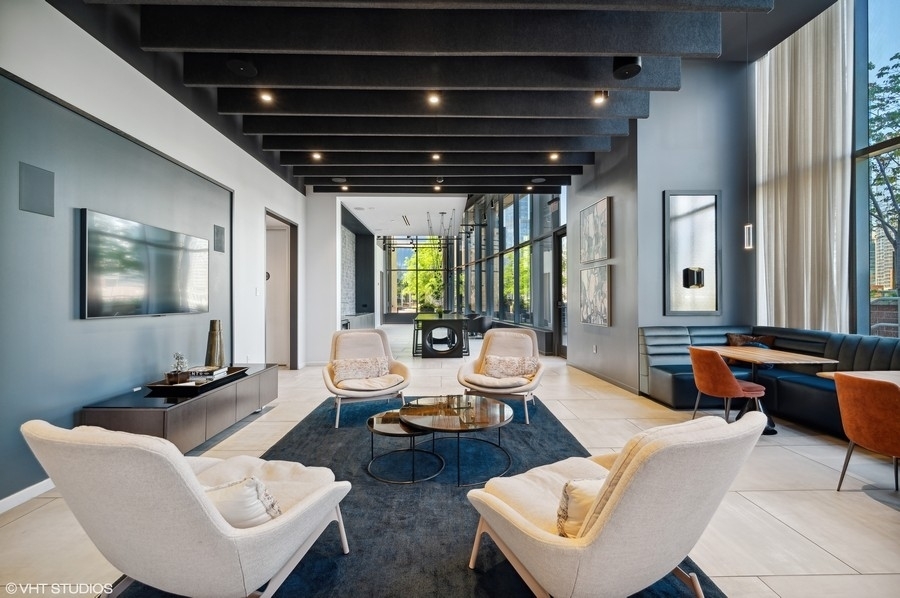 450 E Waterside Drive Unit: 1808