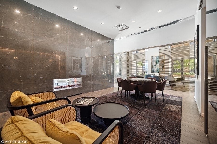 450 E Waterside Drive Unit: 1808