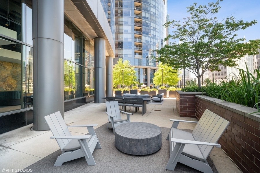 450 E Waterside Drive Unit: 1808