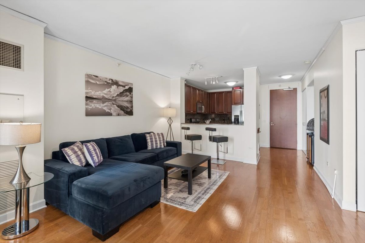 201 N Westshore Drive Unit: 704