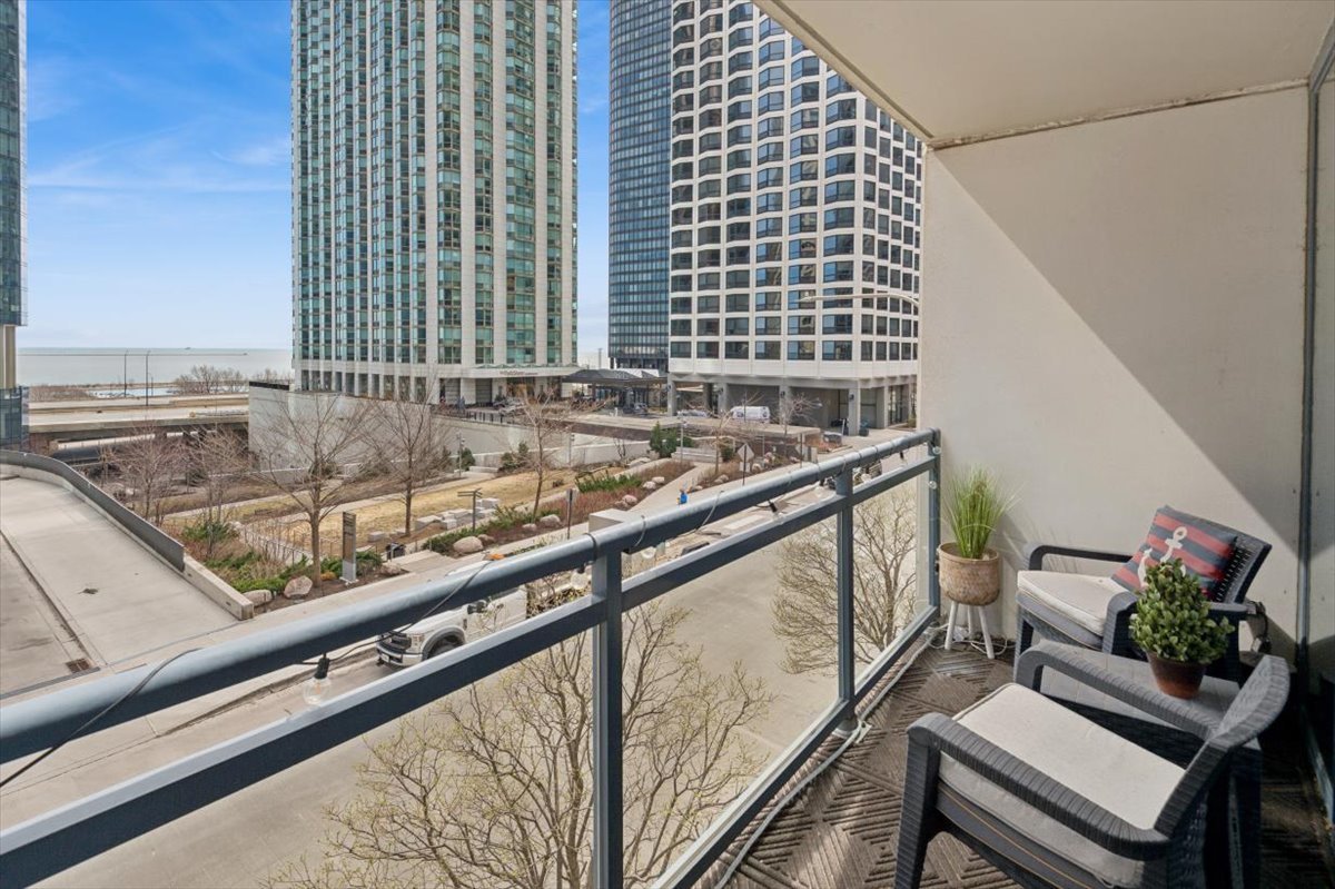 201 N Westshore Drive Unit: 704
