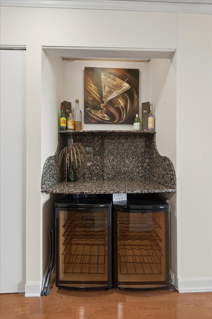 201 N Westshore Drive Unit: 704