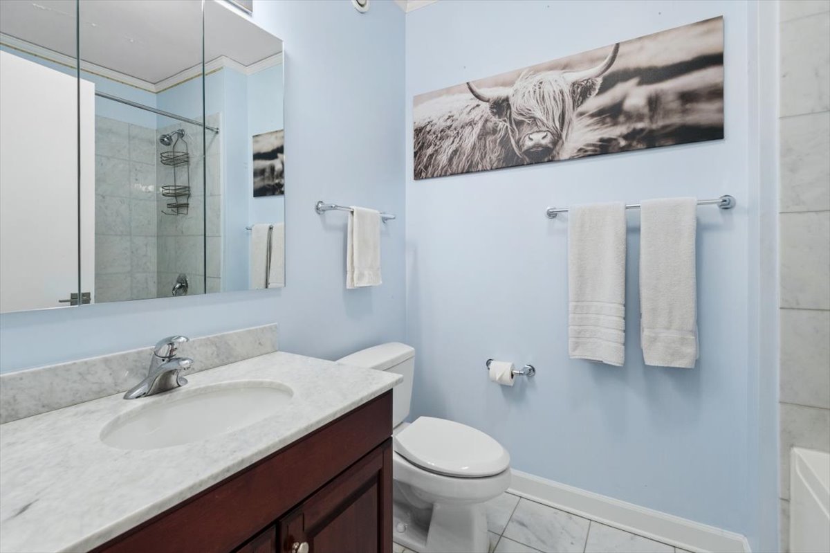 201 N Westshore Drive Unit: 704