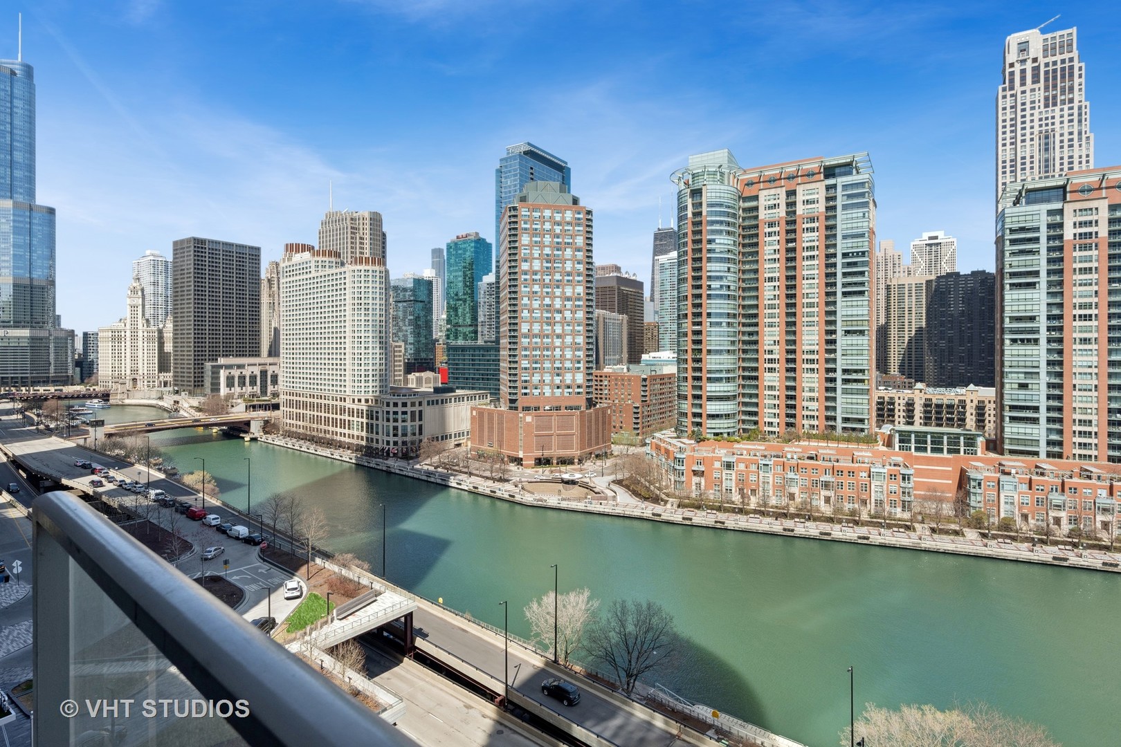 420 E Waterside Drive Unit: 810