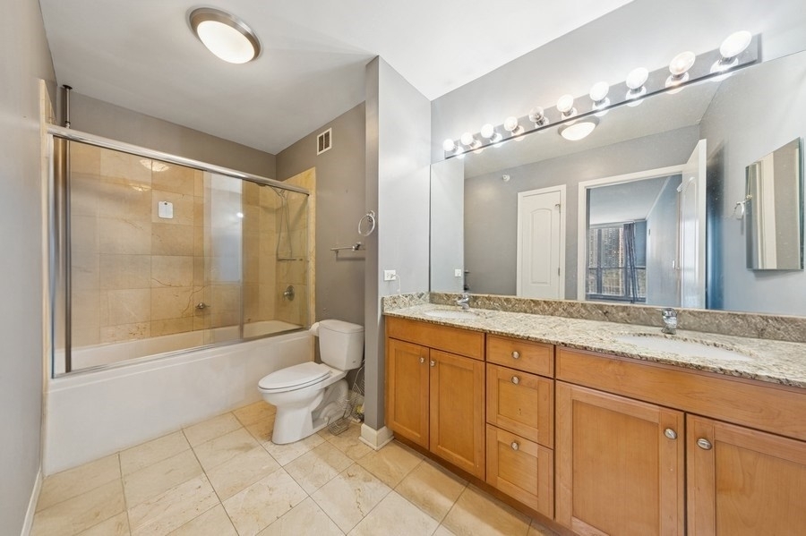 420 E WATERSIDE Drive Unit: 709