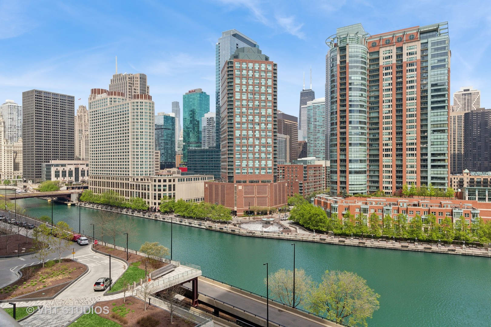 420 E WATERSIDE Drive Unit: 709