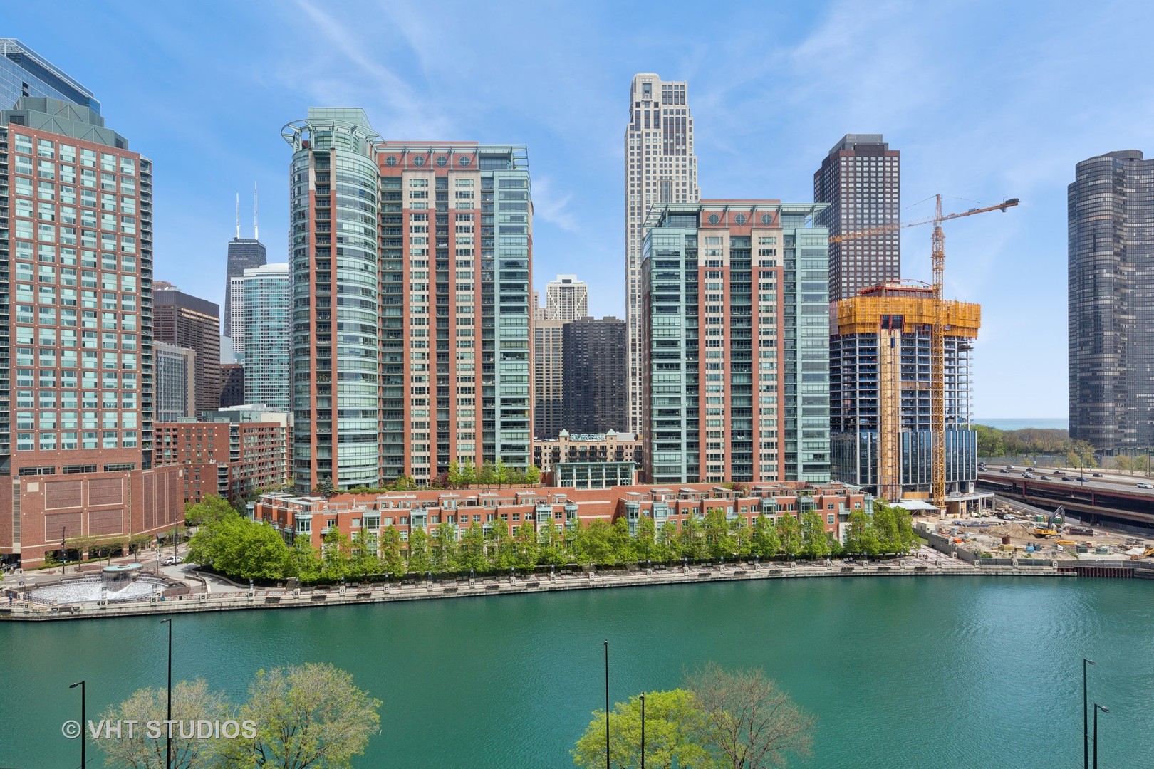 420 E WATERSIDE Drive Unit: 709