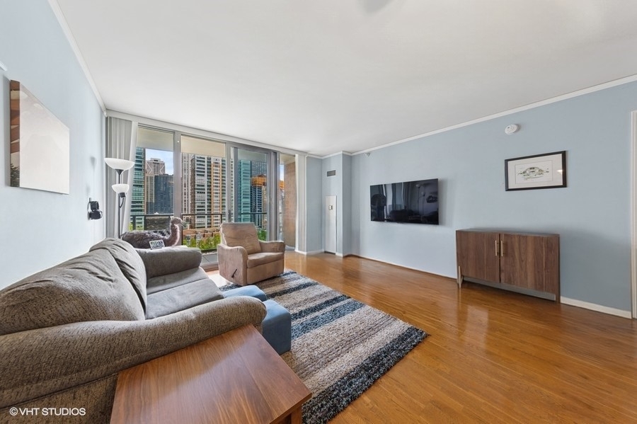 420 E WATERSIDE Drive Unit: 709