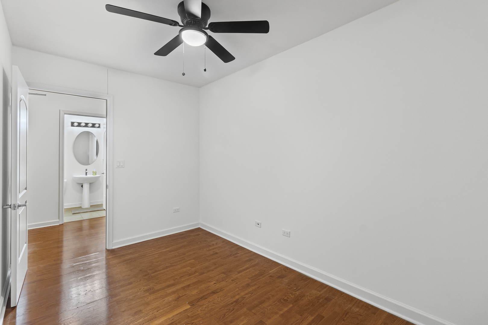 420 E WATERSIDE Drive Unit: 709