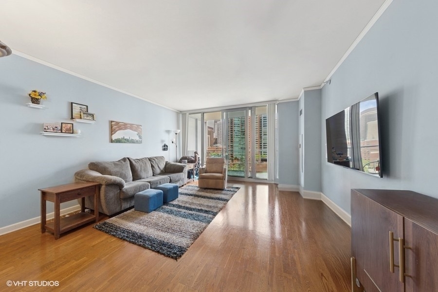 420 E WATERSIDE Drive Unit: 709