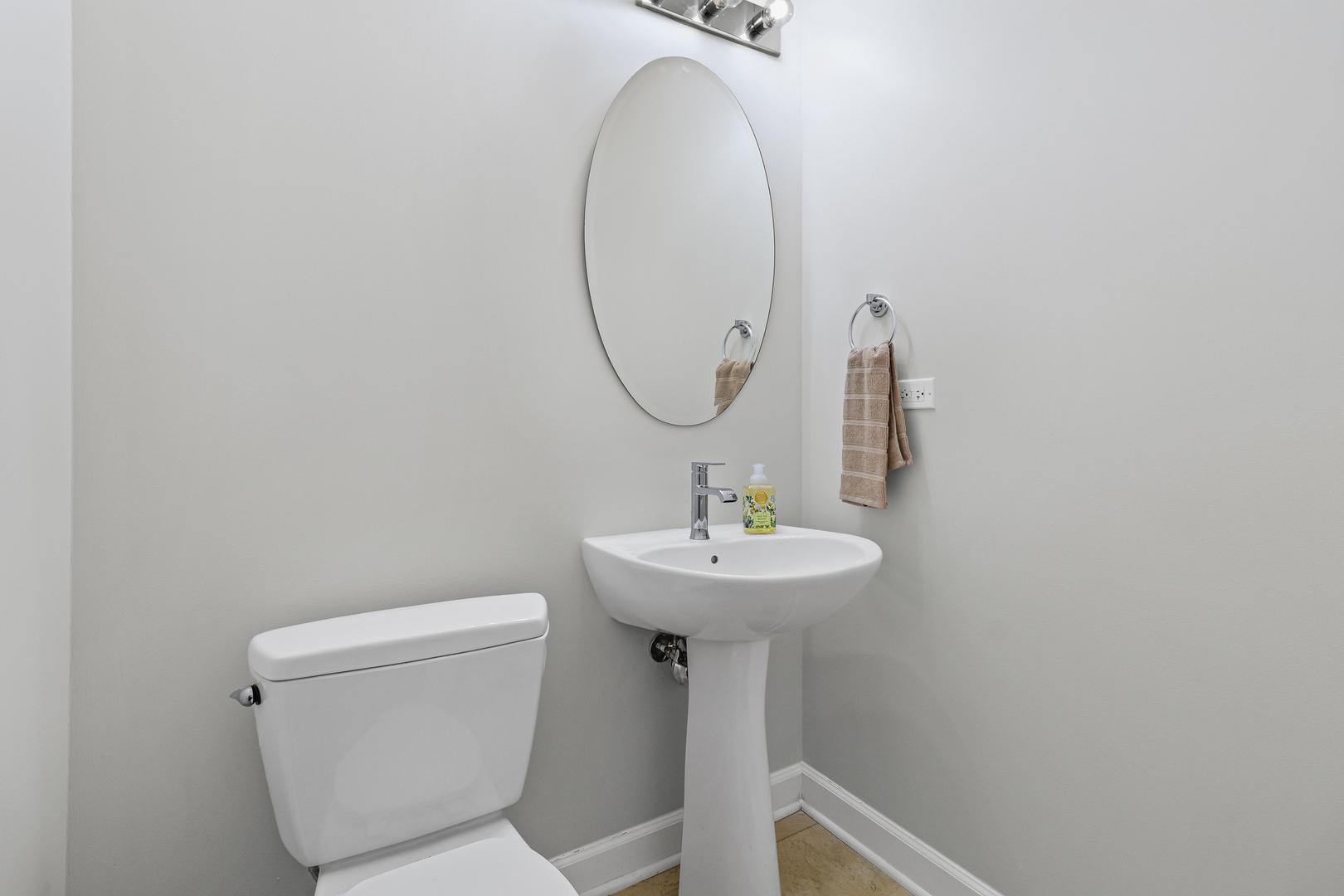 420 E WATERSIDE Drive Unit: 709