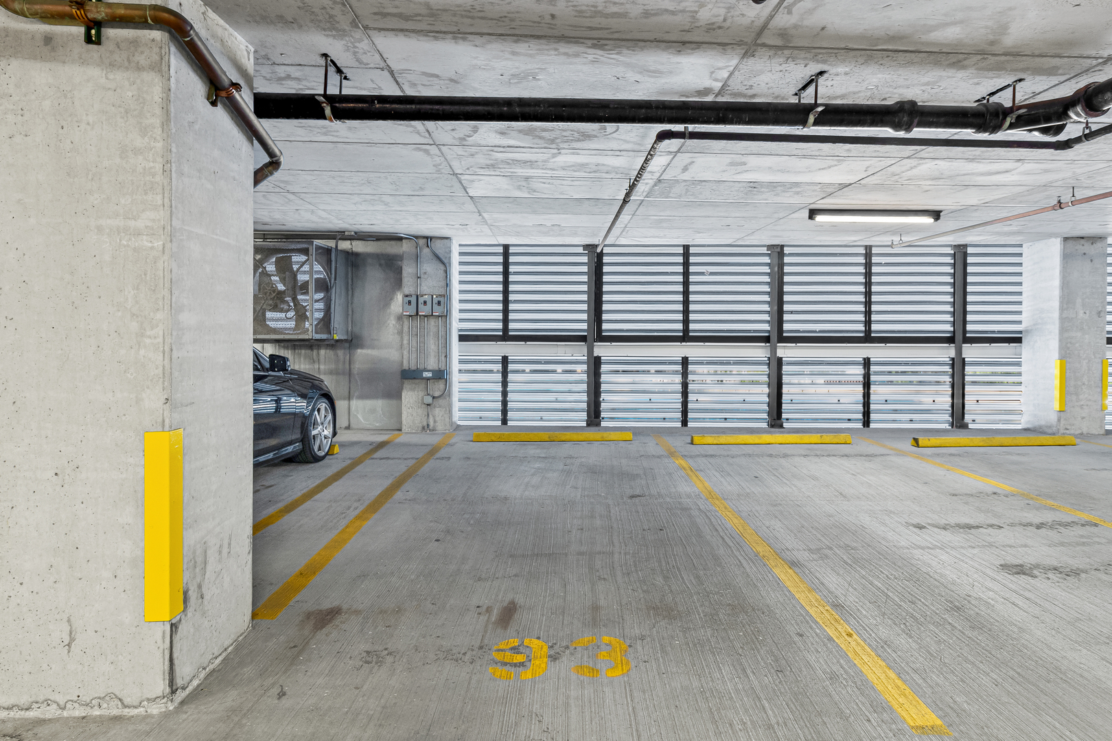 420 E WATERSIDE Drive Unit: 709