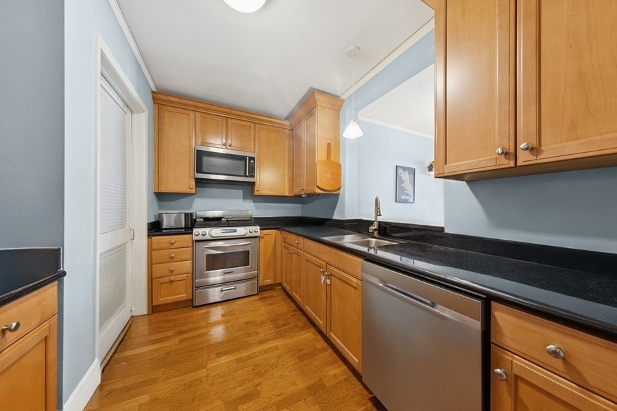 420 E WATERSIDE Drive Unit: 709