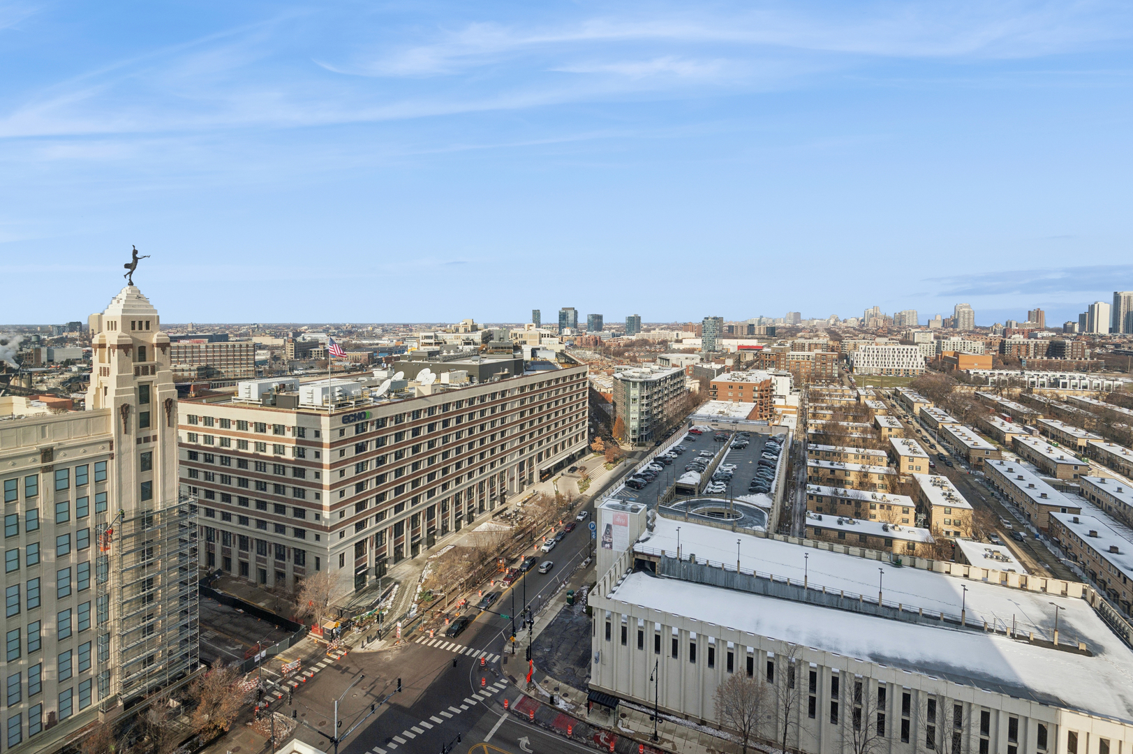 500 W Superior Street Unit: 1308