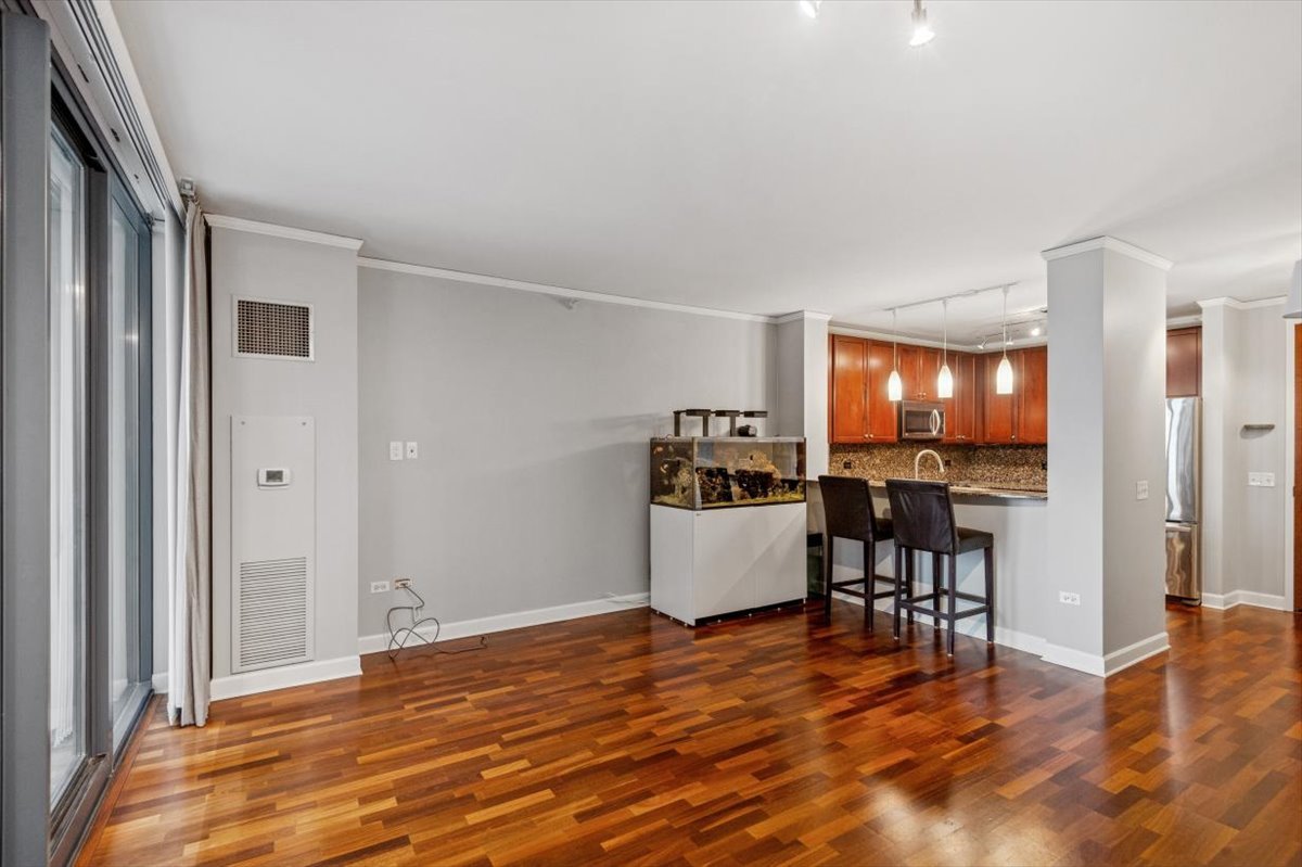 201 N Westshore Drive Unit: 904
