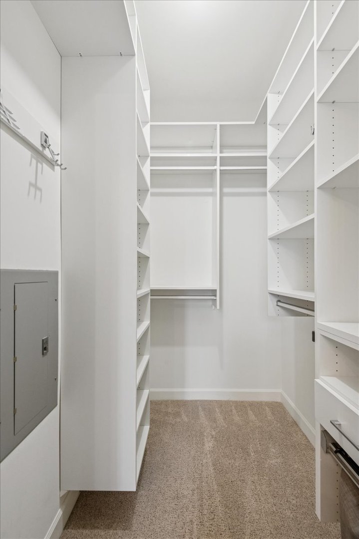 201 N Westshore Drive Unit: 904