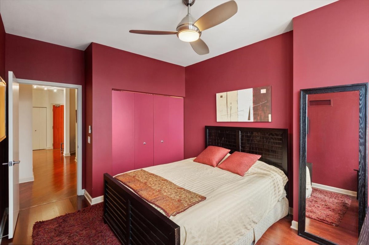 1235 S Prairie Avenue Unit: 3101