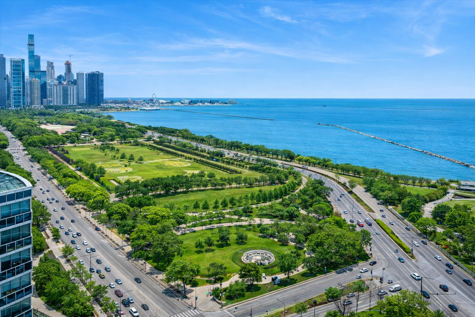 1235 S Prairie Avenue Unit: 3101