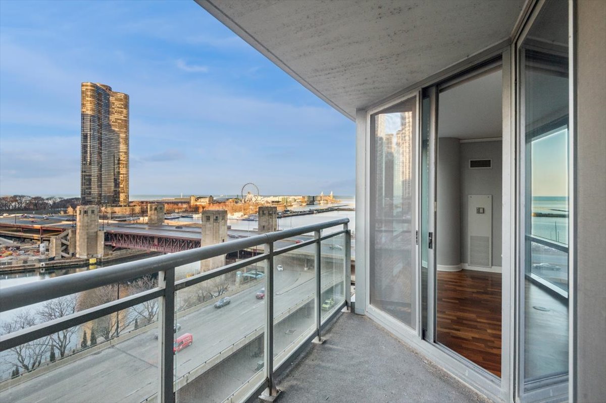 450 E Waterside Drive Unit: 501