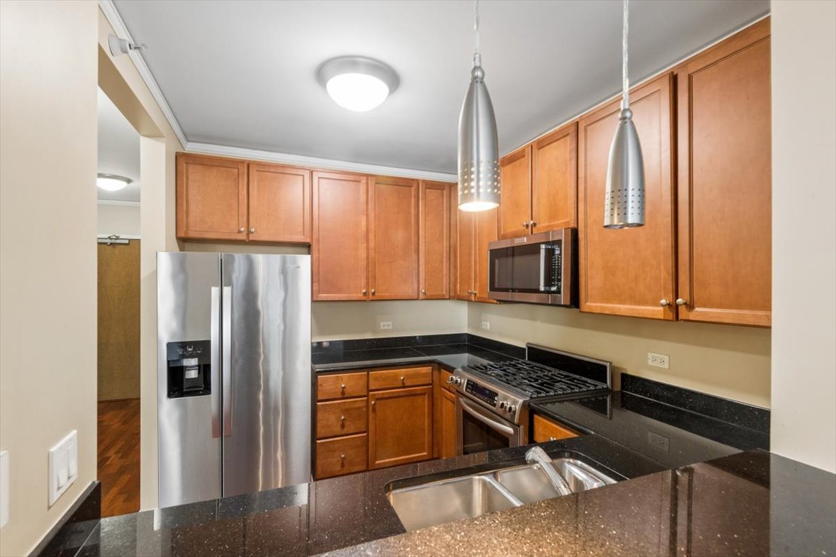 450 E Waterside Drive Unit: 501