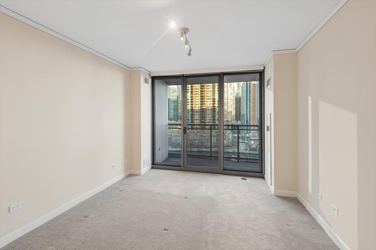 450 E Waterside Drive Unit: 501