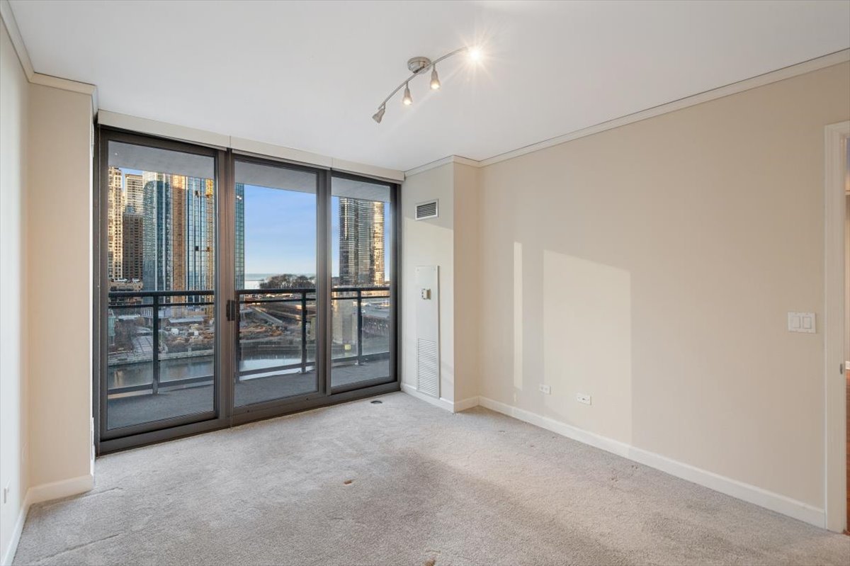 450 E Waterside Drive Unit: 501
