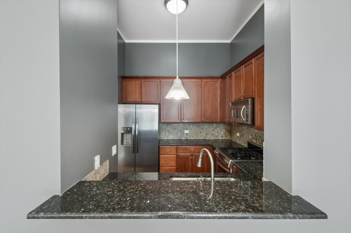 450 E Waterside Drive Unit: 206