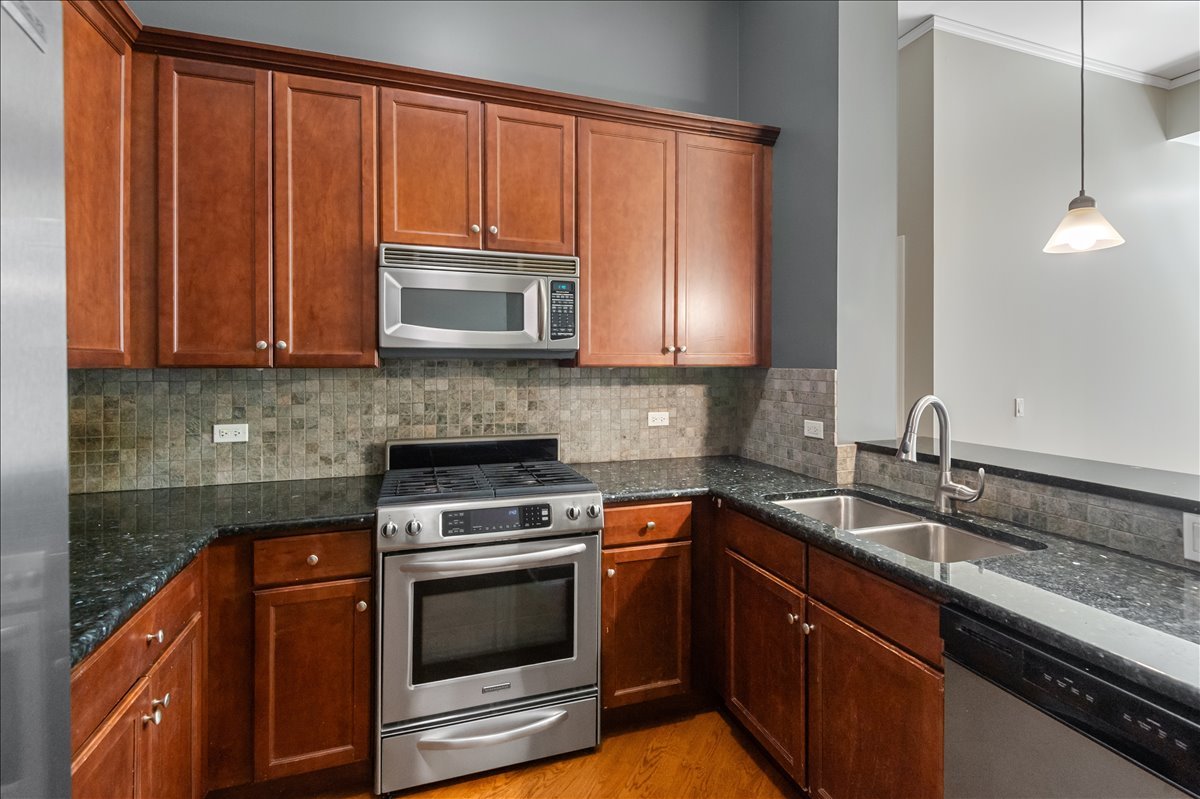 450 E Waterside Drive Unit: 206