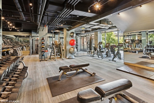 201 N Westshore Drive Unit: 2204