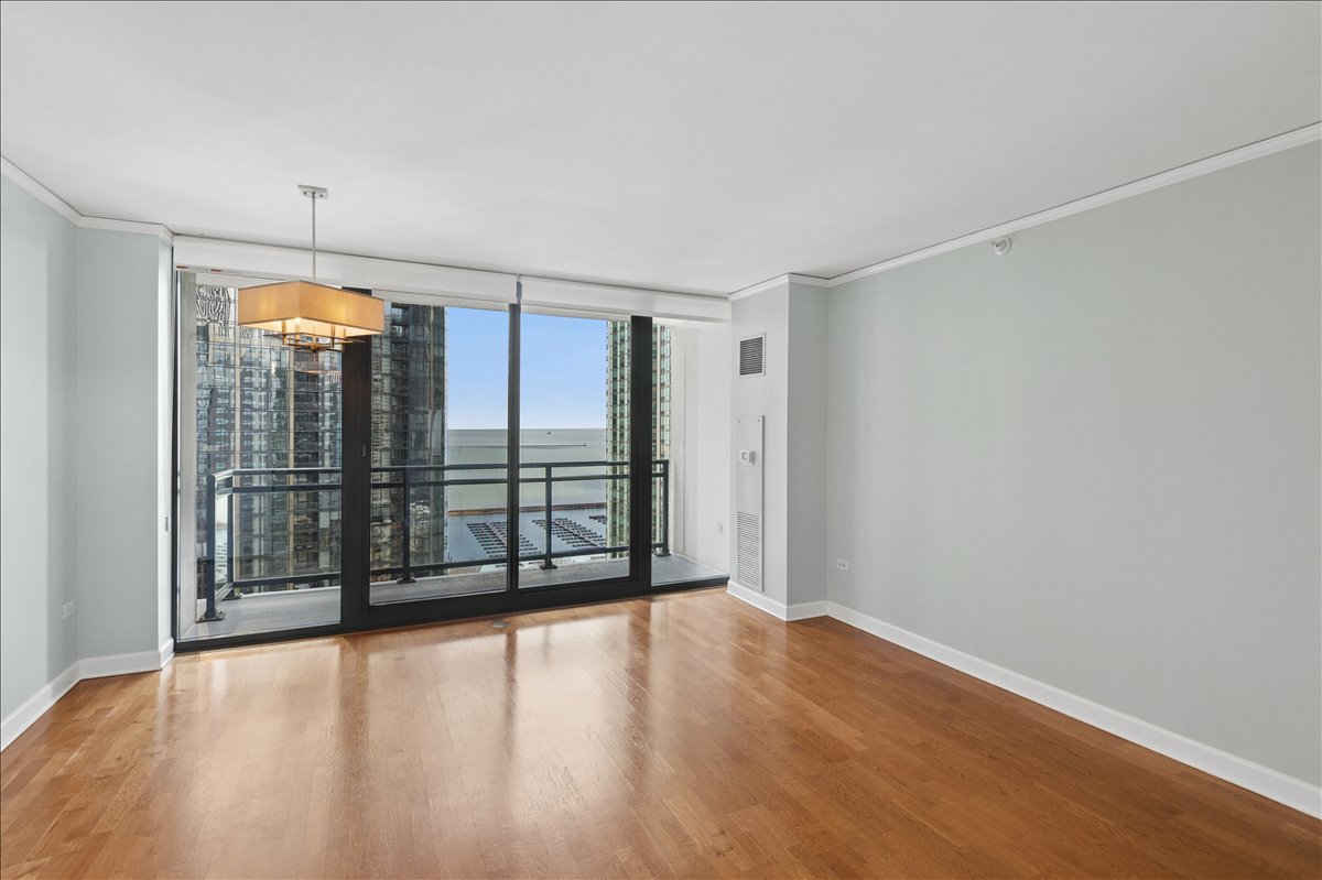 201 N Westshore Drive Unit: 2204