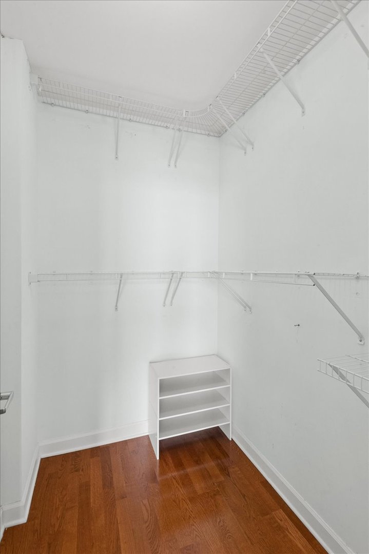 201 N Westshore Drive Unit: 2204