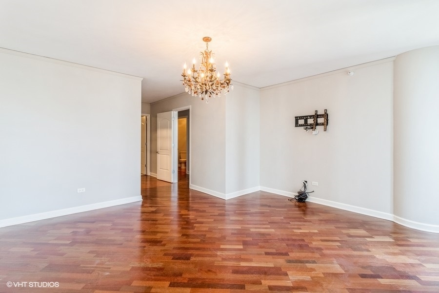 420 E WATERSIDE Drive Unit: 2214