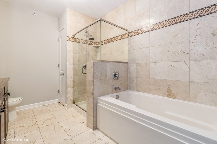 420 E Waterside Drive Unit: 2214