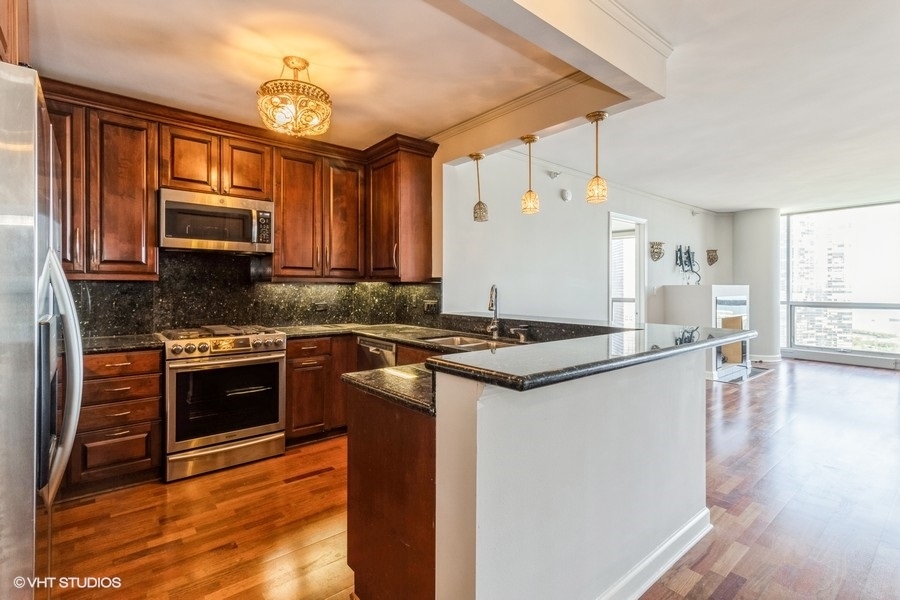 420 E Waterside Drive Unit: 2214