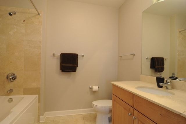 420 E WATERSIDE Drive Unit: 1111