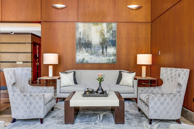 201 N WESTSHORE Drive Unit: 903