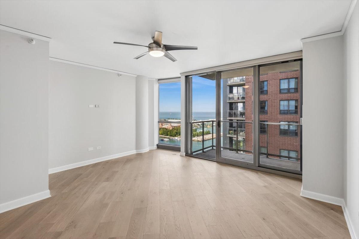 420 E WATERSIDE Drive Unit: 2214
