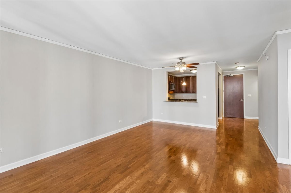 420 E Waterside Drive Unit: 807